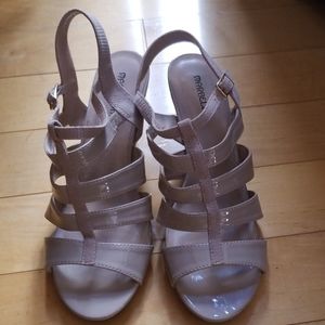 Women's heeled sandals